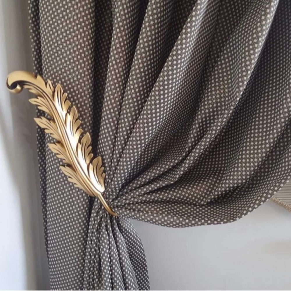Curtain Holdback - Golden Leaf Shaped